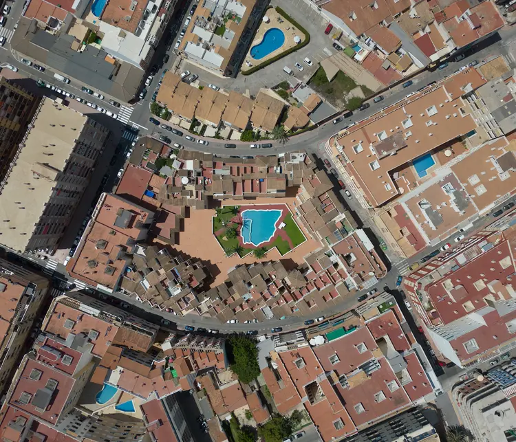 Photographic Social Vision - PSV_Beca-Joana_Biarnes_Eroding-Franco_01