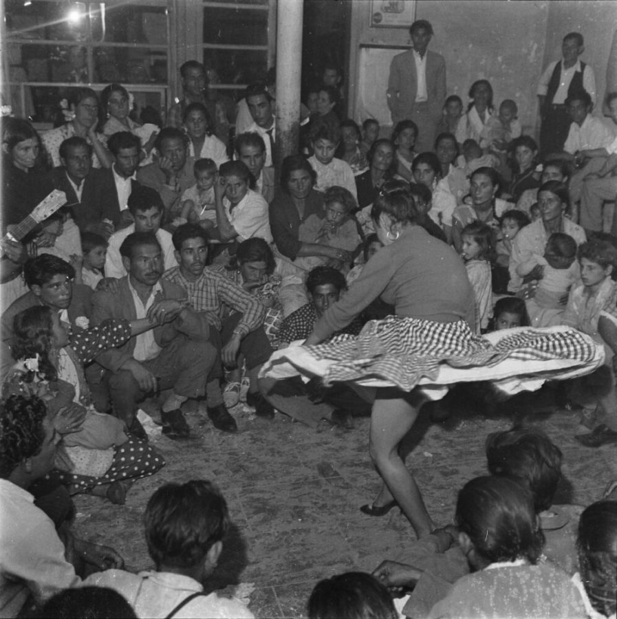 Photographic Social Vision - EXPOSICIÓ> «Danses Gitanes» de Jacques Léonard